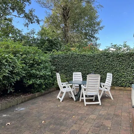 Modern In Campanula Park With Garden Holiday home Sint Maartensvlotbrug