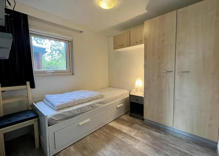 Modern In Campanula Park With Garden Feriehus *