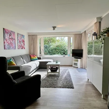 Modern In Campanula Park With Garden * Sint Maartensvlotbrug