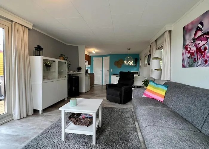 Modern In Campanula Park With Garden